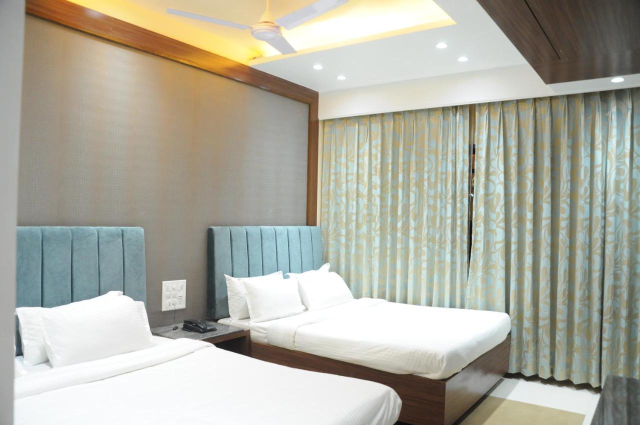 Hotel City Heart Shirdi Bilik gambar