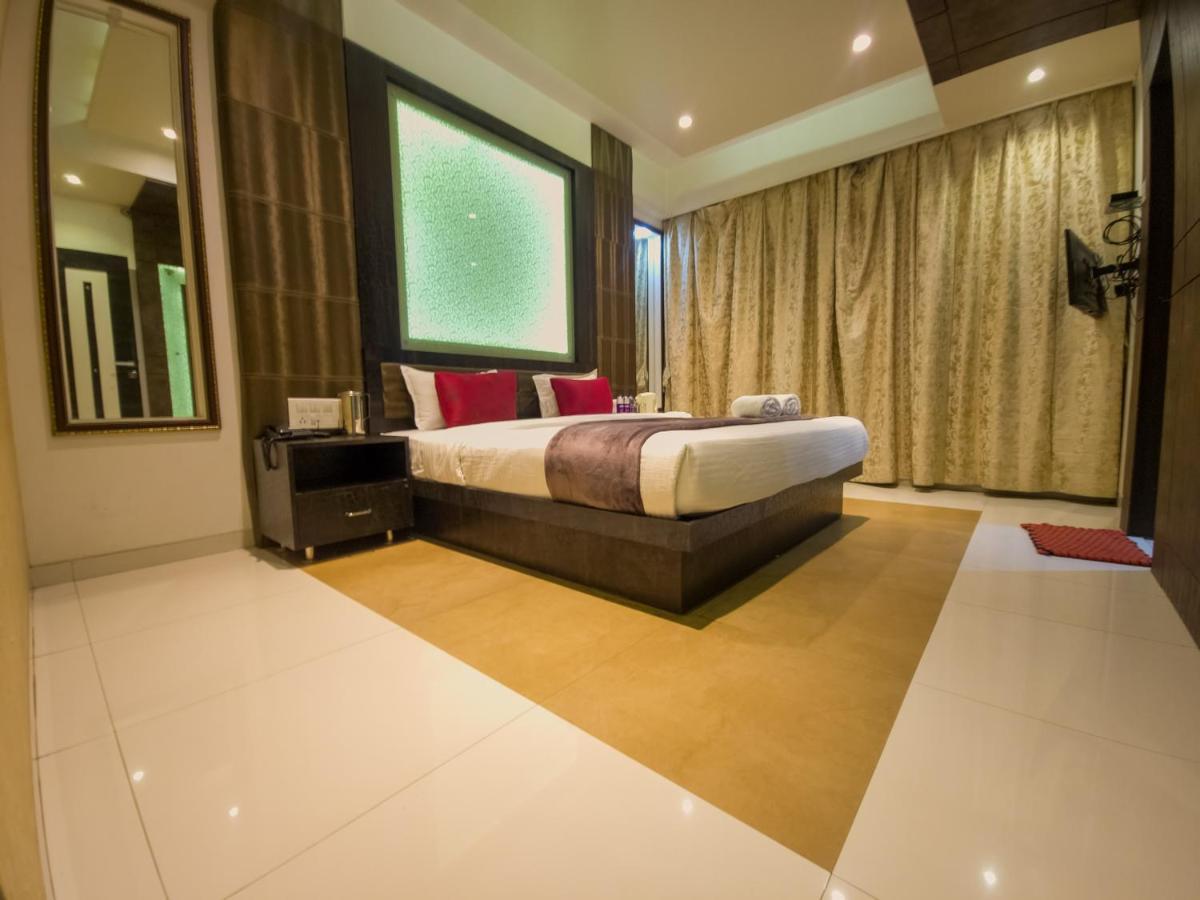 Hotel City Heart Shirdi Luaran gambar