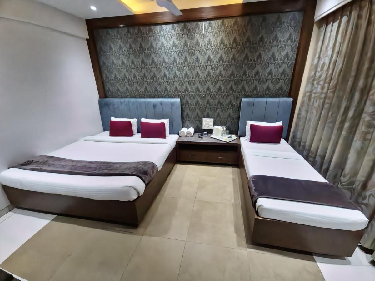 Hotel City Heart Shirdi Luaran gambar