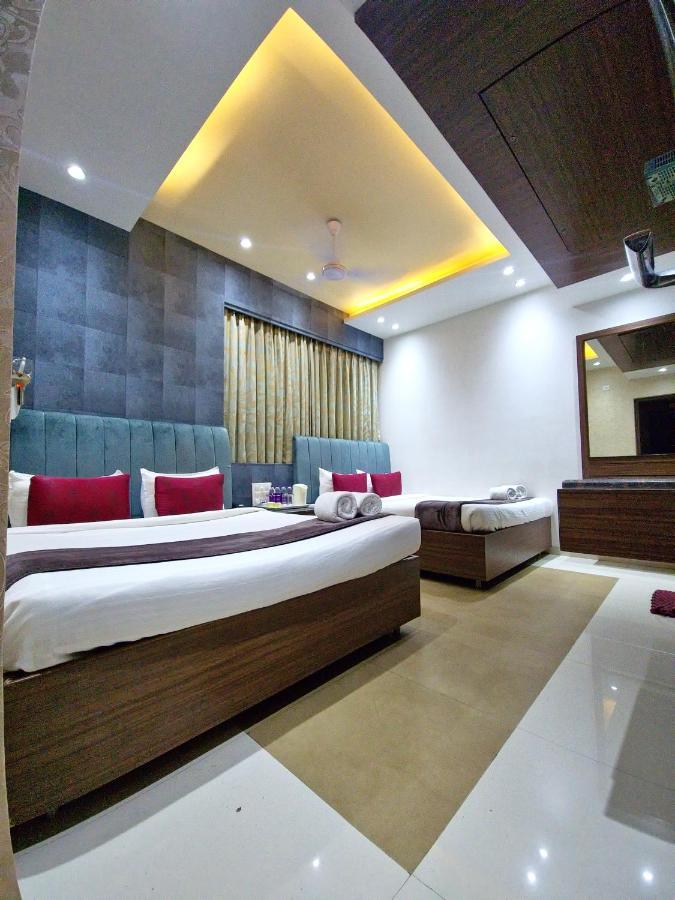 Hotel City Heart Shirdi Luaran gambar
