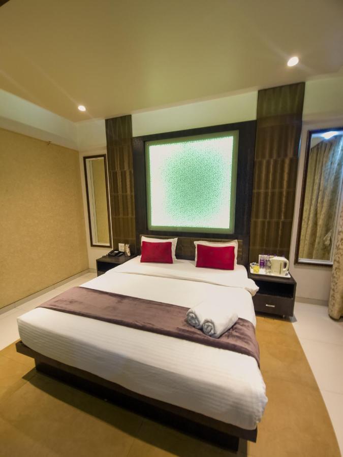 Hotel City Heart Shirdi Luaran gambar