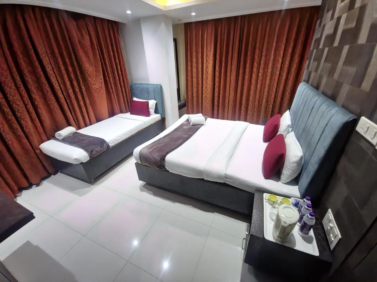 Hotel City Heart Shirdi Luaran gambar