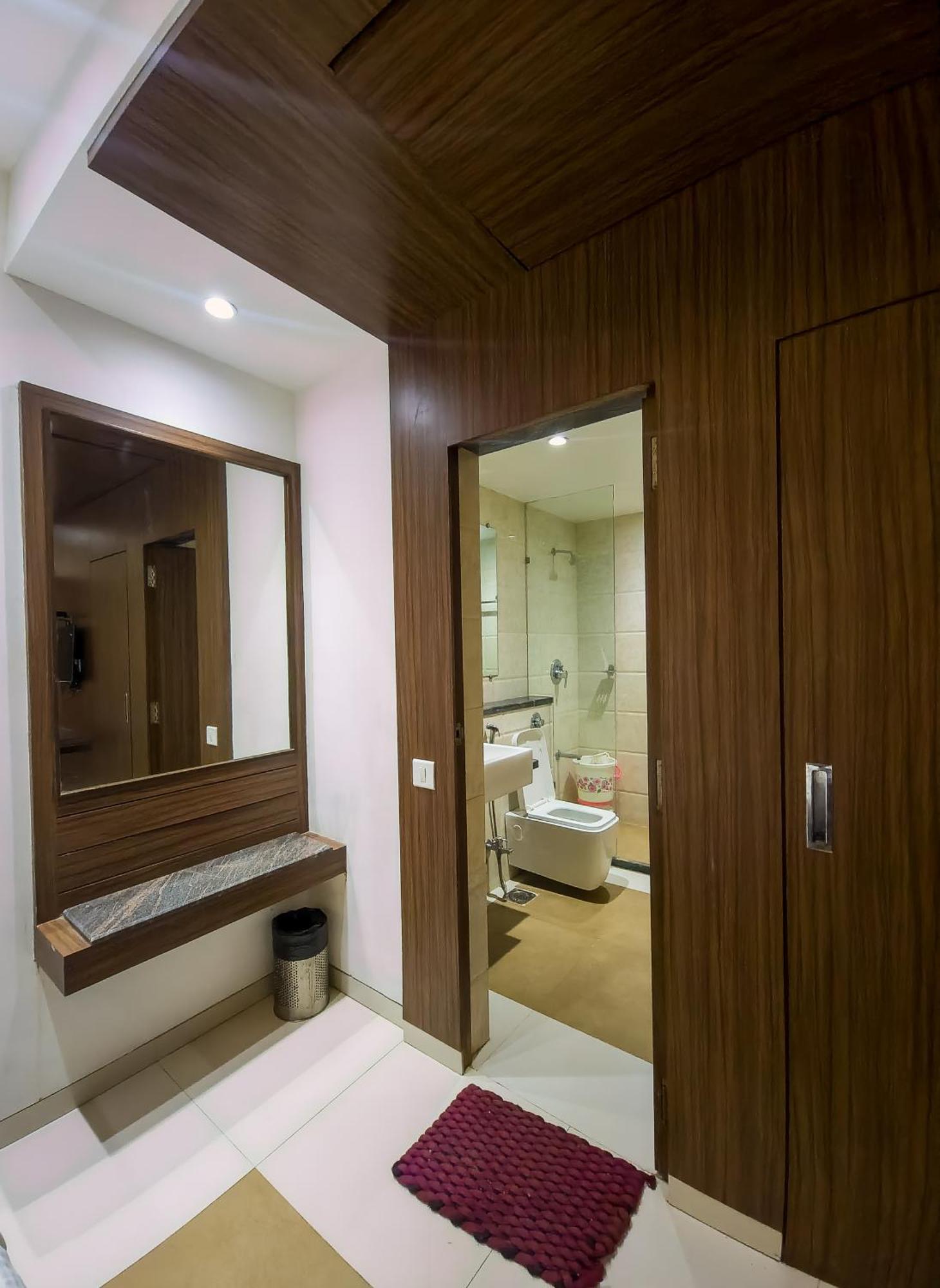 Hotel City Heart Shirdi Luaran gambar