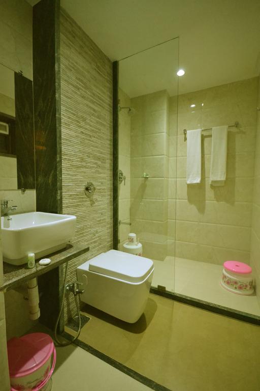 Hotel City Heart Shirdi Luaran gambar