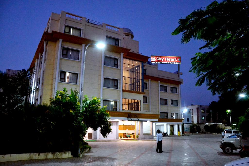 Hotel City Heart Shirdi Luaran gambar